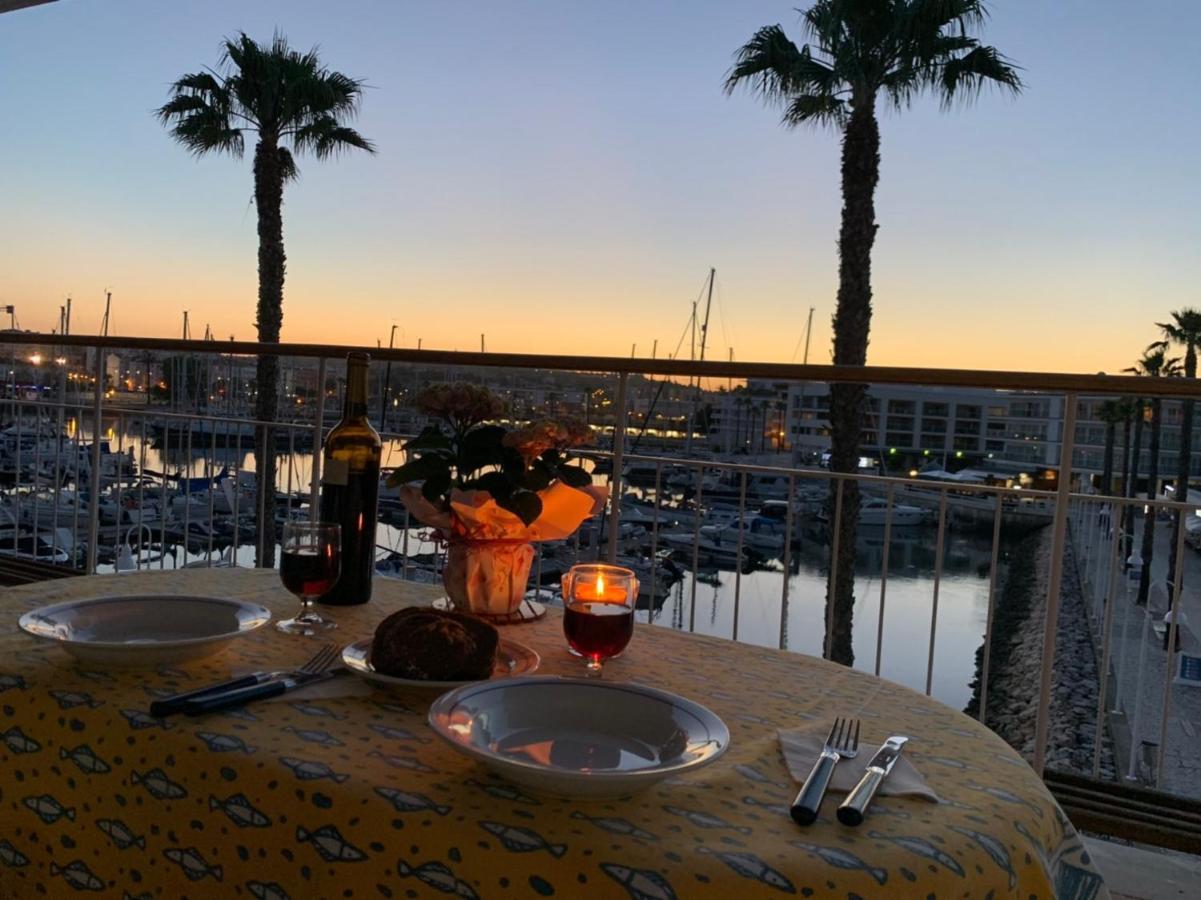 Lagos Marina - Exclusive Apartment With A Balcony Bagian luar foto